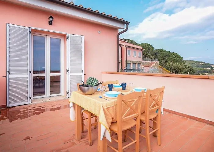 2 Bedroom Gorgeous In Hébergement de vacances